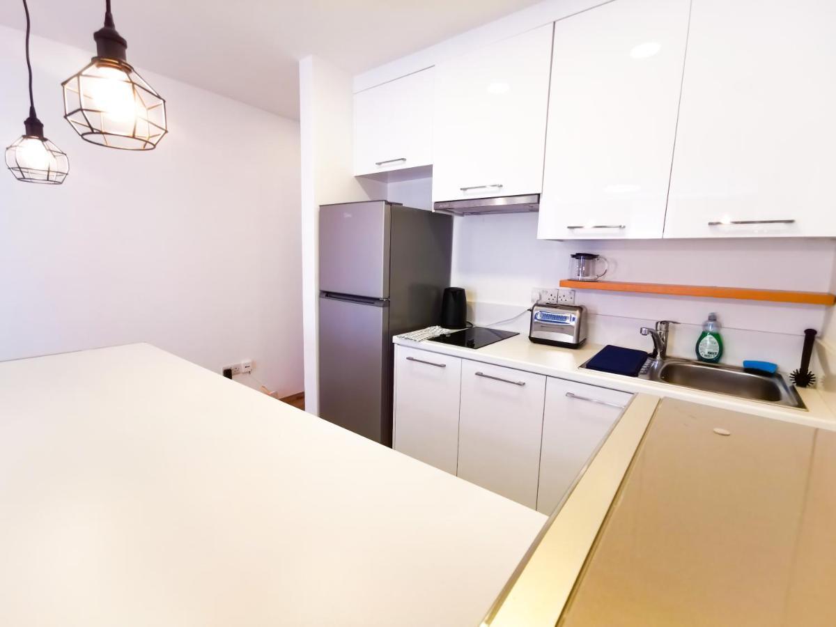 Citycenter Boutique Apartment Ларнака Экстерьер фото